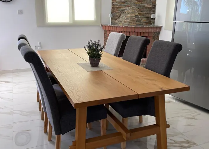 Coral View Villa Peyia